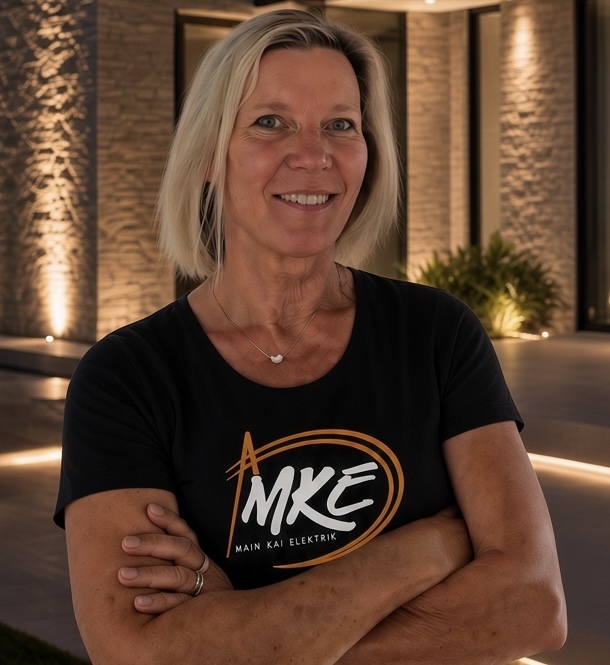 Marion – Ihre Ansprechpartnerin im Büro